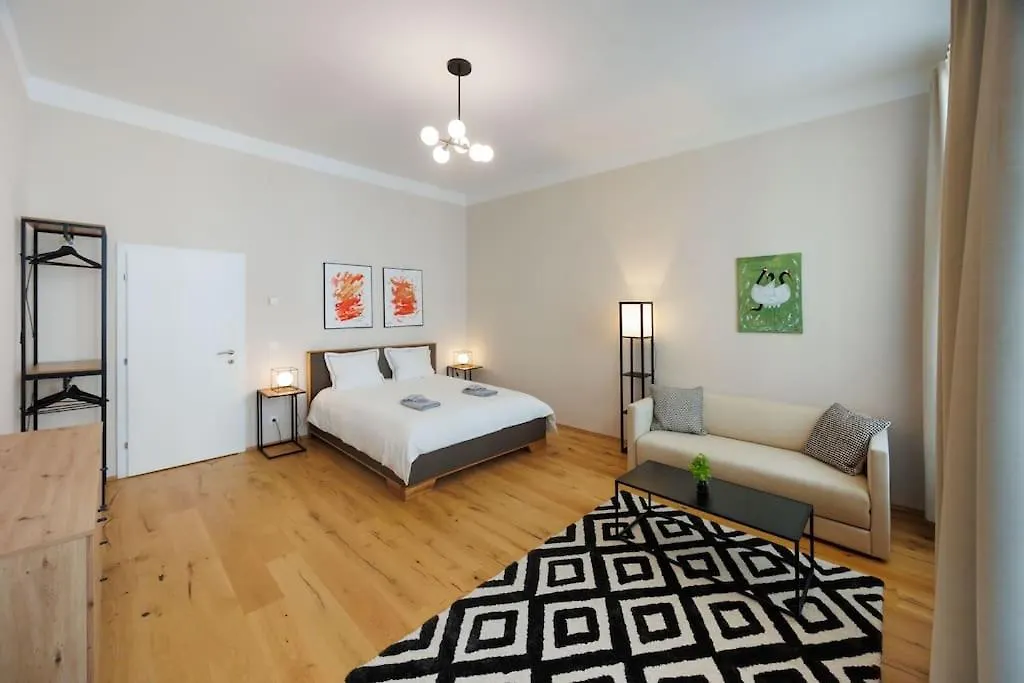 Apartment In Leopoldstadt Vienna 0*,